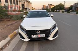 نيسان ألتيما